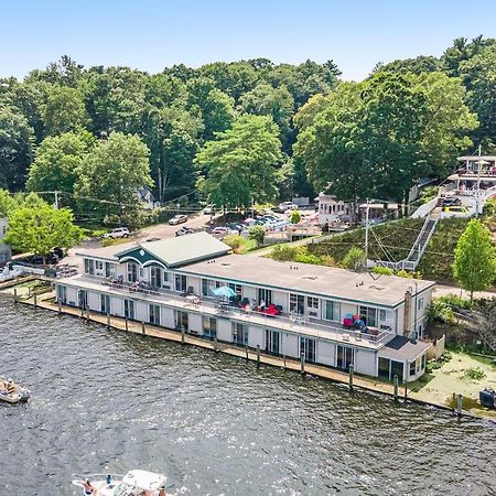 Waterside Suites Saugatuck Pokoj fotografie