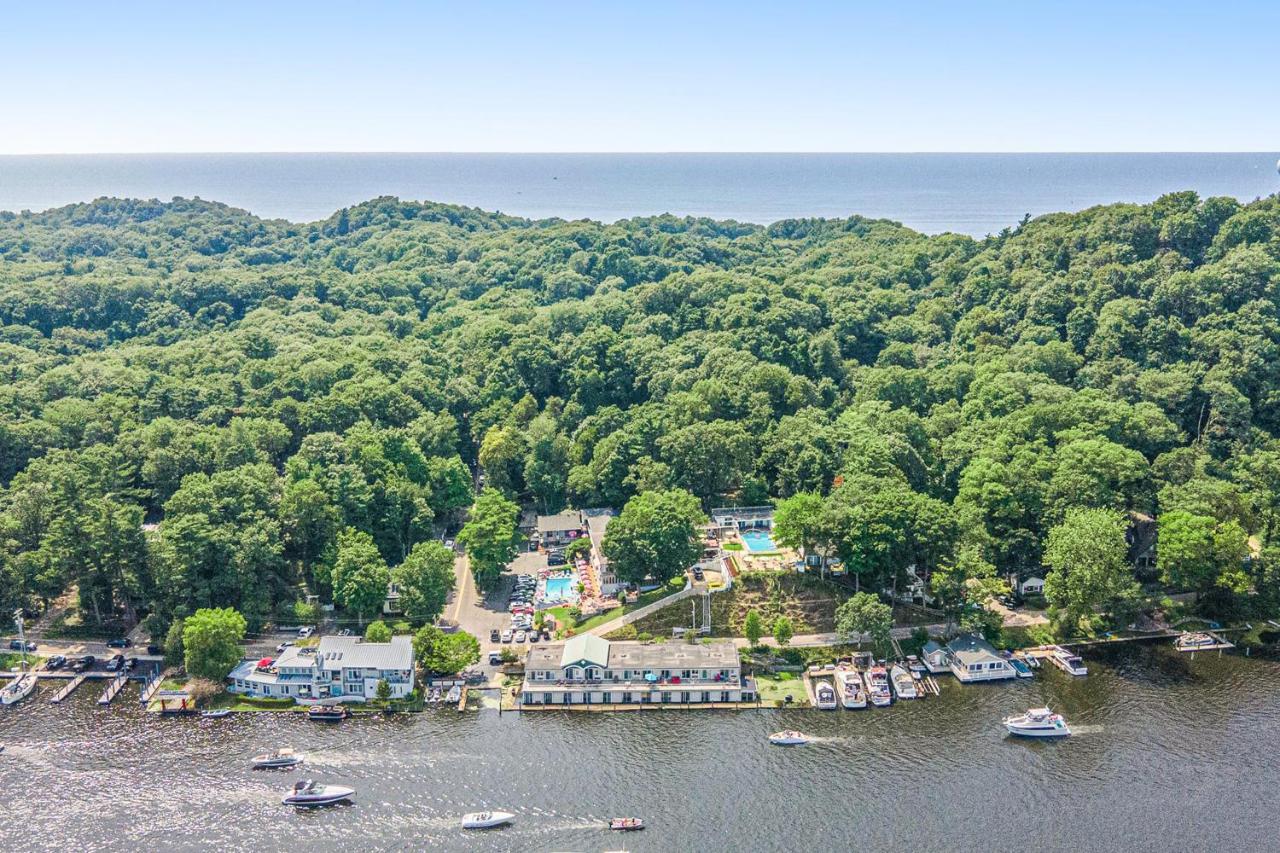 Waterside Suites Saugatuck Exteriér fotografie